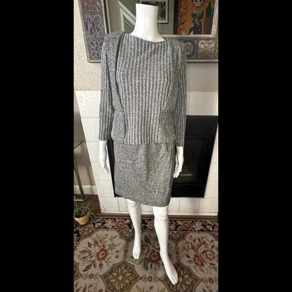 Wild Rose Gray VTG Knit Outfit Size 7/8 Armpit-armpit 16” Waist 24”